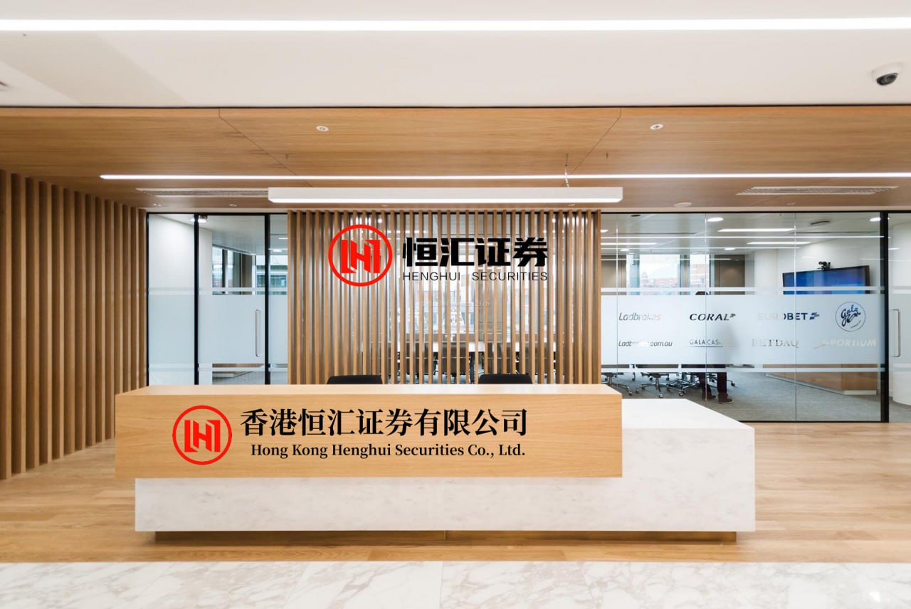 太原股票配资网 海南岛内三大机场进入返程高峰 预计初八后返程机票价格明显回落